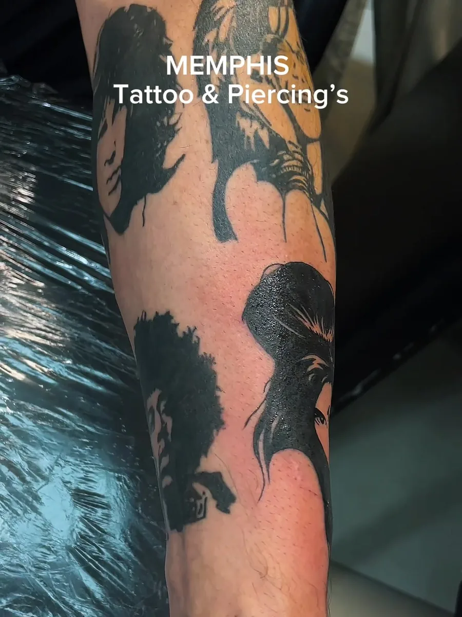 Tatuagem finalizada por Dinho na Memphis